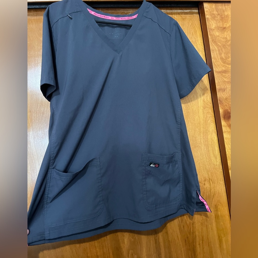 Koi scrub top Large